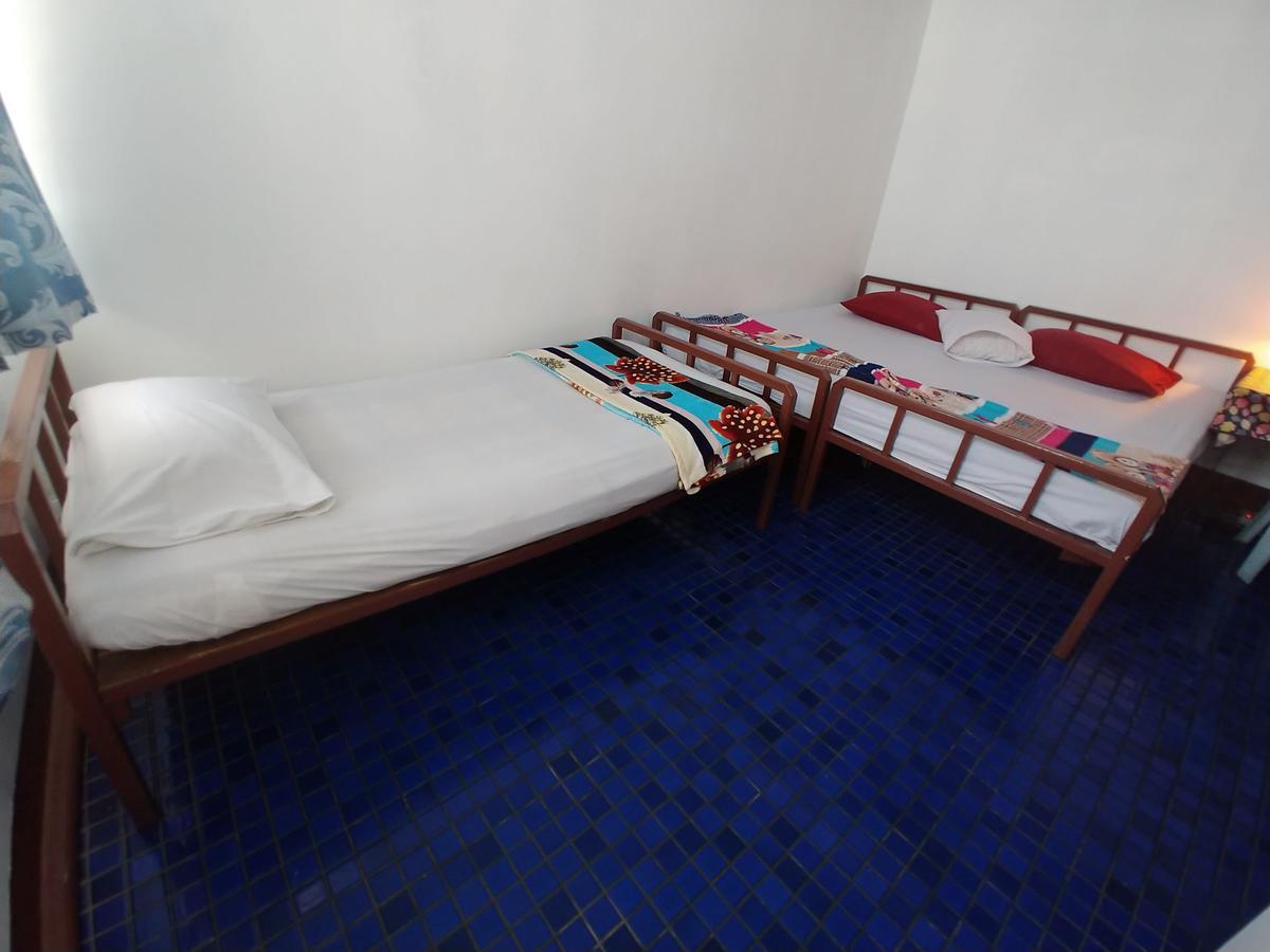 Prasuri Guest House Banguecoque Exterior foto